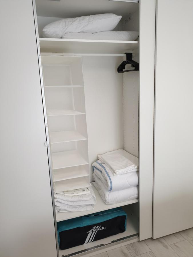 ,private Apartment, Aircondition, Garage, Hd Tv Pl & De, Wifi, Fully Equipped, Near *