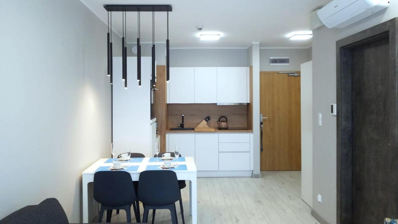 ,private Apartment, Aircondition, Garage, Hd Tv Pl & De, Wifi, Fully Equipped, Near Apartment *