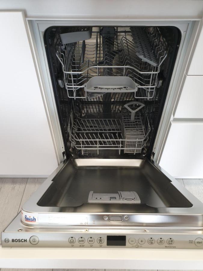 ,private Apartment, Aircondition, Garage, Hd Tv Pl & De, Wifi, Fully Equipped, Near Kolobrzeg